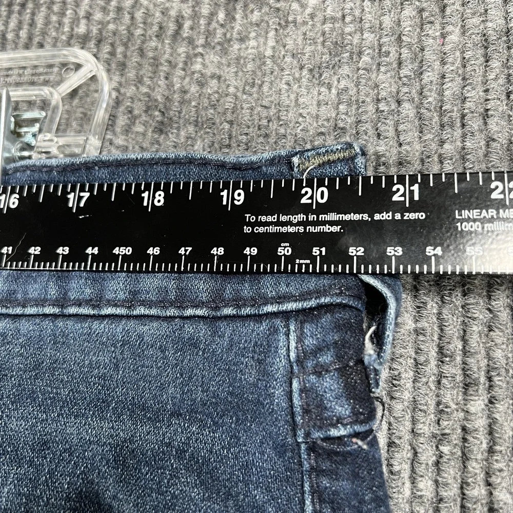 True Religion Rocco Jeans Mens 40 Distressed Relaxed Skinny‎ Big T Flap Pocket